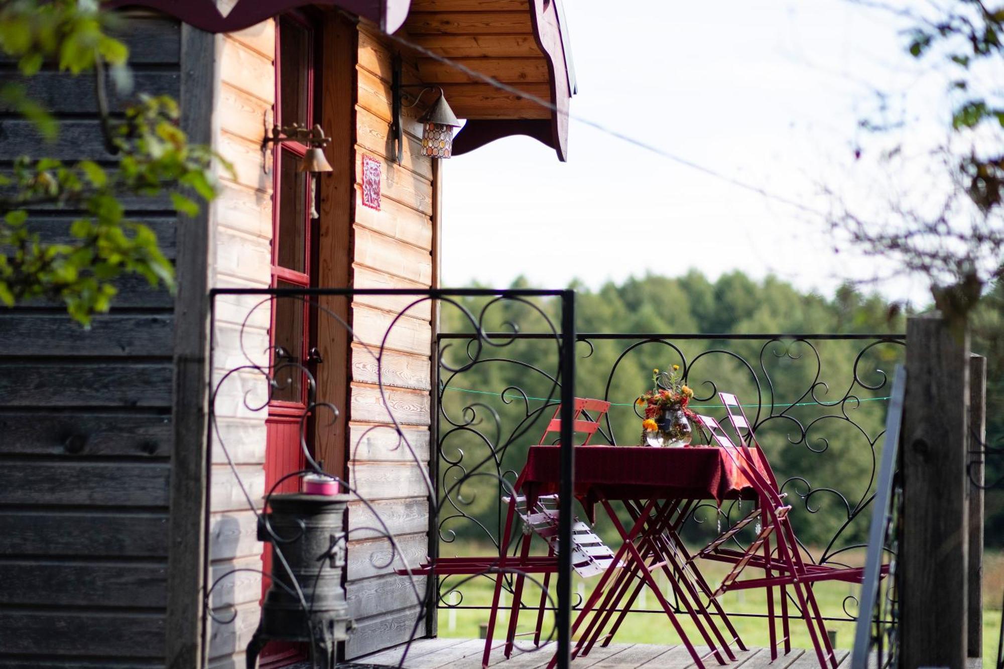 Saint-Michel-sur-Meurthe Roulotte Le Temps De Rever B&B 외부 사진